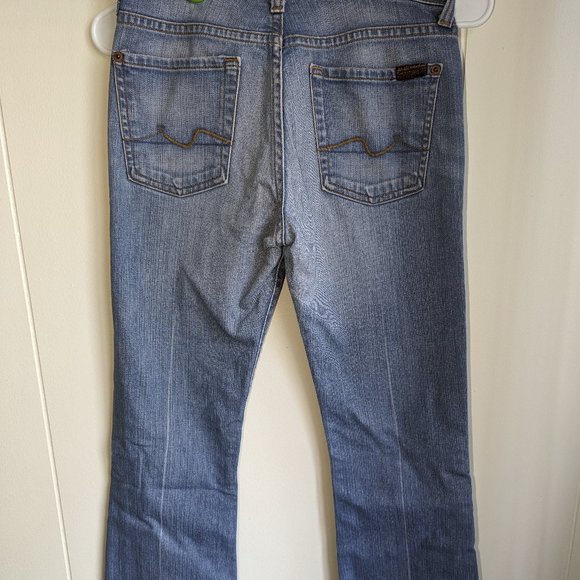 Sz. 26 --- 7 for all mankind light wash, bootcut jeans w/sqiggle pockets - Picture 2 of 16